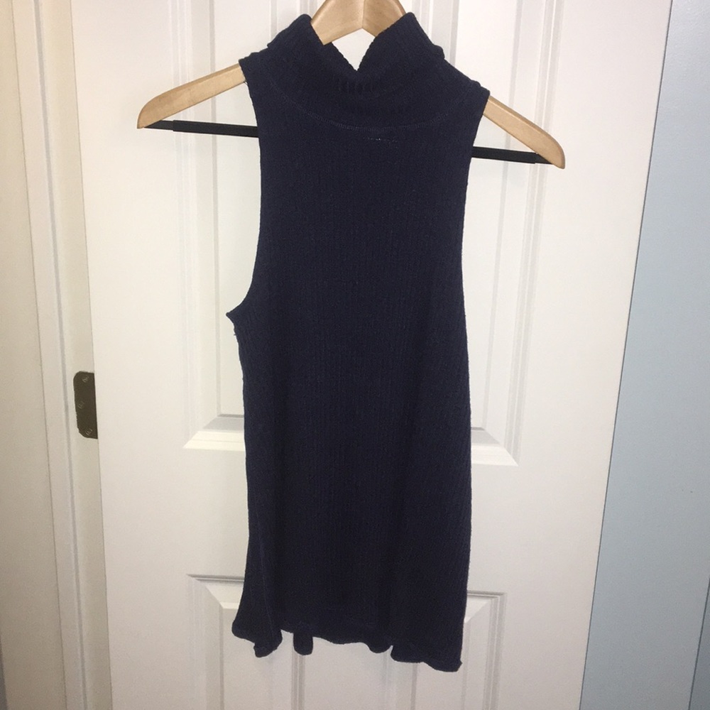 Loose turtleneck tank top Sweater